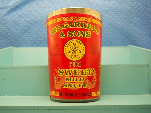 WE Garretts Sweet Scotch Snuff Jar 2